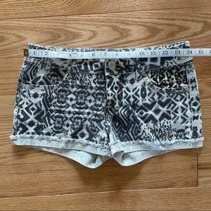 Mossimo Patterned Jean Shorts- Size 3